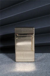 Silvio Monetti  Altın Renk Kapaklı Pürmüz Gazlı Çakmak  24CSM899TR03 thumbnail 3