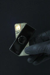 Silvio Monetti Siyah Şarjlı Usb Çakmak SMC414USR005 thumbnail 8