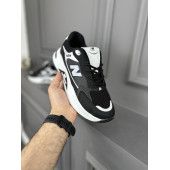 NEW BALANCE KADIN SPOR AYAKKABI SİYAH  BEYAZ - 1