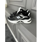 NEW BALANCE KADIN SPOR AYAKKABI SİYAH  BEYAZ - 4