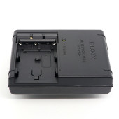 SONY BC-VM10 Şarj Cihazı NP-FM50 FM55H FM500H FM70 FM90 QM71D SLR-A900 A450 A500 A550 A560 A580 A77 - 4