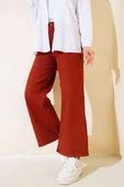 Salaş Kısa Düz Pantolon Taba thumbnail 2