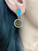 Mavi ve Altın Renk Uyumlu Taşlarla Kaplı Kadın Küpe - 1