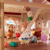Adore Oyuncak Sylvanian Families Oyun Odalı Işıklı Şehir Evi 5708 - 6