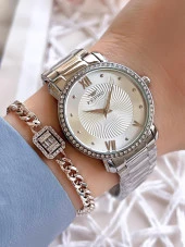 Ferro Gümüş Renk Kararmaz Renk Atmaz 3 Atm Su Geçirmez Özel Tasarım Kadın Kol Saati EFL21261A thumbnail 1