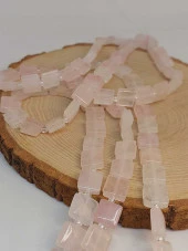 Pembe Kuvars Taşı Yandan Oyuklu Kare Kesim 10x10mm Dizi (49560) thumbnail 4