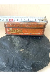 BESLER BİSKÜVİ VE ŞEKERLEME FABRİKASI YAZILI TENEKE KUTU - 2