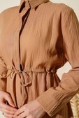 Gizli Yarım Düğmeli Elbise Camel - 4