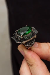 Yeşil Taşlı Faset Kesim 925 Gümüş Erkek Yüzük thumbnail 1