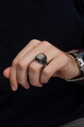 Kare Siyah Taşlı Mührü Süleyman İşleme 925 Gümüş Erkek Yüzük thumbnail 6