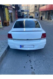 OTO H.İ.T.  Opel Astra H Uyumlu Sedan Bagaj Üstü Spoiler Piano Black thumbnail 1