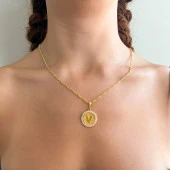 FerizZ Altın Kaplama Zirkon Taşlı V Harfli Kolye Ucu TGR-533 thumbnail 2