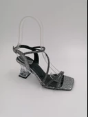 SOLMAZ MARCEL PLATİN RUGAN TAŞLI TOPUKLU ABİYE AYAKKABI thumbnail 1