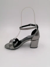 SOLMAZ VİVİAN PLATİN AYNA TEK BANT TOPUKLU ABİYE AYAKKABI thumbnail 2