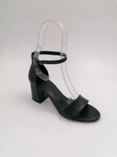 SOLMAZ GUTRO SİYAH TEK BANT TOPUKLU ABİYE AYAKKABI thumbnail 1