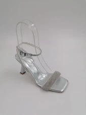 SOLMAZ BELLA GÜMÜŞ METALİK TAŞLI TOPUKLU ABİYE AYAKKABI thumbnail 1