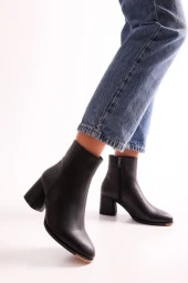 SOLMAZ HAYLEE SİYAH CİLT TOPUKLU BOT thumbnail 1