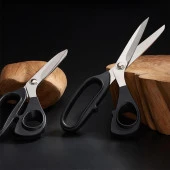 FDMSTAR 8 İnç (20cm) Plastik Saplı Profesyonel Paslanmaz Çelik Terzi Makası thumbnail 4