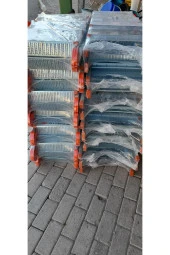 Banio Perilla Çift Çıkışlı 4+4 Basamaklı Metal Merdiven - 2