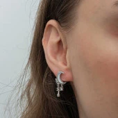 Gümüş Sallantılı Ay Yıldız Kadın Küpe thumbnail 2