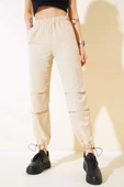 Bel Ve Paça Lastikli Paraşüt Pantolon Bej thumbnail 2