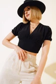 V Yaka Likralı Crop Siyah thumbnail 1