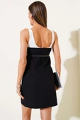 Kemerli Mini Elbise Siyah thumbnail 3