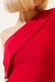 Düşük Omuzlu Bluz Kırmızı thumbnail 4