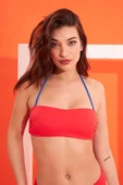 Kırmızı Sırttan Bağlamalı Straplez Tek Üst Bikini - 1