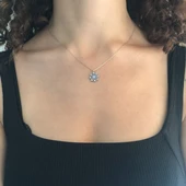 Zirkon Taşlı Çiçek Model Gümüş Kolye GK-310 thumbnail 3