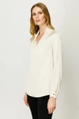 Ekol Kadın V Yaka Uzun Kol Saten Bluz - Minimalist Şıklık - 4