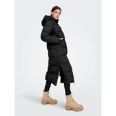 Only Oversize Kapüşonlu Maxi Kadın Kaban - Sıcak ve Şık Kışlık - 11