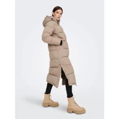 Only Oversize Kapüşonlu Maxi Kadın Kaban - Sıcak ve Şık Kışlık - 4