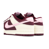 Nike Dunk Low Valentines Day Womens thumbnail 4