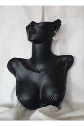 Zirkon Taşlı M Harf Figürlü Çelik Küpe thumbnail 1