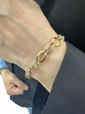 Günlük Hallow Zincir Yoncalı Altın Bileklik thumbnail 3