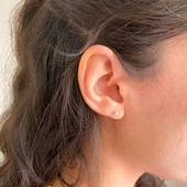 Çelik Taşlı Küpe Altın Kaplama Küçük Zirkon Taşlı Model UNK-780 thumbnail 2