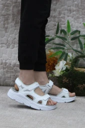 Lumberjack Gena Beyaz Rahat Esnek Orijinal Ürün Kadın Sandalet thumbnail 1