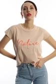Kadın Nature Yazı Baskılı Crop Tişört Bej thumbnail 1