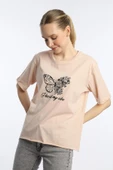Kadın Kelebek Baskılı Oversize Tişört Bej thumbnail 2