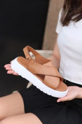 Hakiki Deri Kalın Bantlı Topuk Detaylı Platform Topuklu Ortopedik Tasarım Kadın Sandalet Terlik thumbnail 3