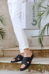 Hakiki Deri Kalın Çapraz Bantlı Ortopedik Tasarım Günlük Kullanıma Uygun Erkek Terlik thumbnail 3