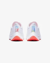Nike Air Zoom Pegasus 37 Unisex Beyaz Koşu Ayakkabısı - 5