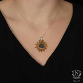 925 Ayar Gümüş Şeffaf Mineli Ayçiçek Kolye thumbnail 1