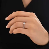 0.71ct Pençe Tırnak Tektaş Yüzük thumbnail 2