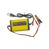 12V Akü Prizden Şarj Cihazı 12V 2A LCD Ekranlı Hızlı Şarj istasyonu - 1