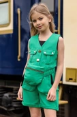 Kız Çocuk Düğme ve Cep Detaylı Kolsuz Yelek Penye Bluz Yeşil Şortlu Takım thumbnail 4