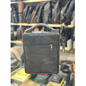 TRG POLO SİYAH DERİ SERT SAPLI EL ÇANTASI thumbnail 1