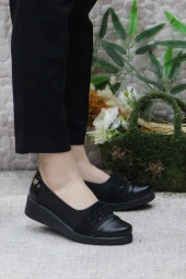 Fort Nfx 42115 Siyah Hafif Rahat Taban Şık Kadın Günlük Ayakkabı thumbnail 1