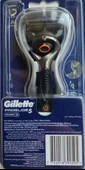 Fusion Pro Glide Flex Ball Power Tıraş Makinesi 7702018390595 - 2